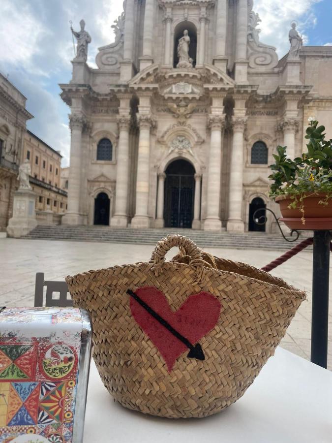 Movie Suite Ortigia Syrakuzy Zewnętrze zdjęcie
